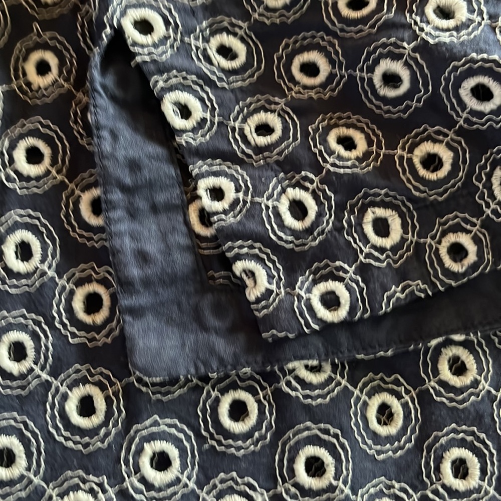 Talbots Tunic XL
B8 - Picture 4 of 5